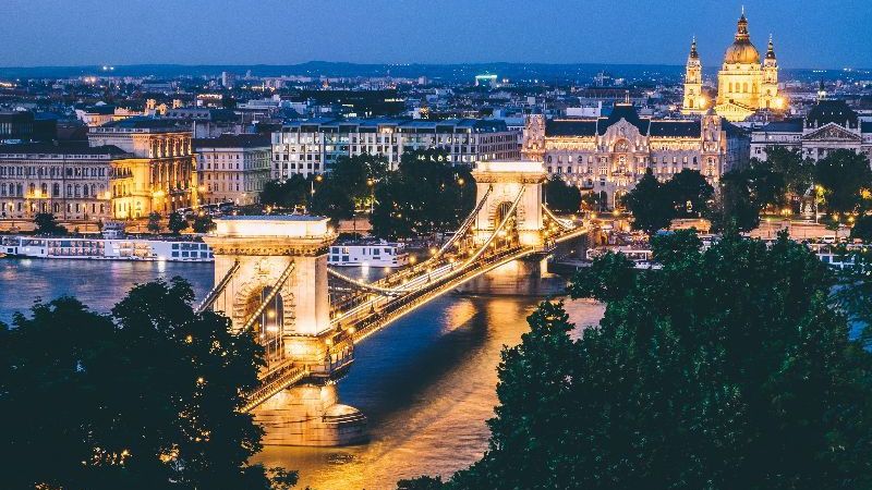  Gde Dunav ljubi nebo u Budimpešti